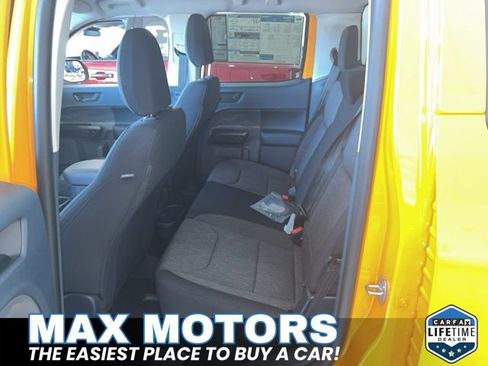 New 2026 Ford Maverick XLT w/ Equipment Group 301A AWD/4WD image 7