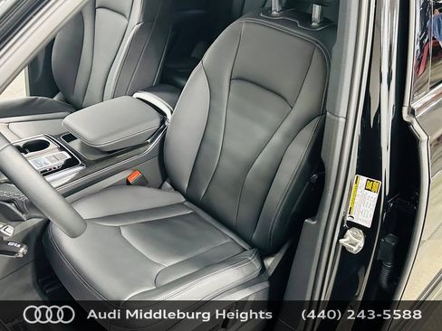 Certified 2026 Audi Q7 3.0T Premium w/ Convenience Plus Package AWD/4WD image 27