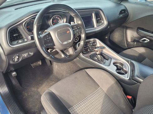 Used 2022 Dodge Challenger GT RWD image 13