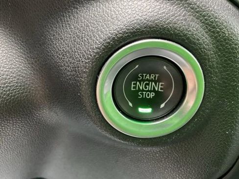 Used 2021 Chevrolet Silverado 1500 RST w/ Z71 Off-Road Package image 27