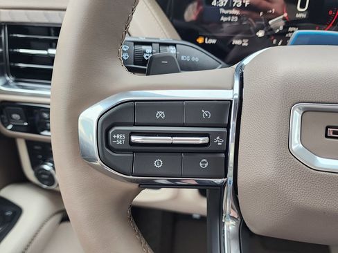 New 2026 GMC Yukon Denali w/ Denali Reserve Package AWD/4WD image 22