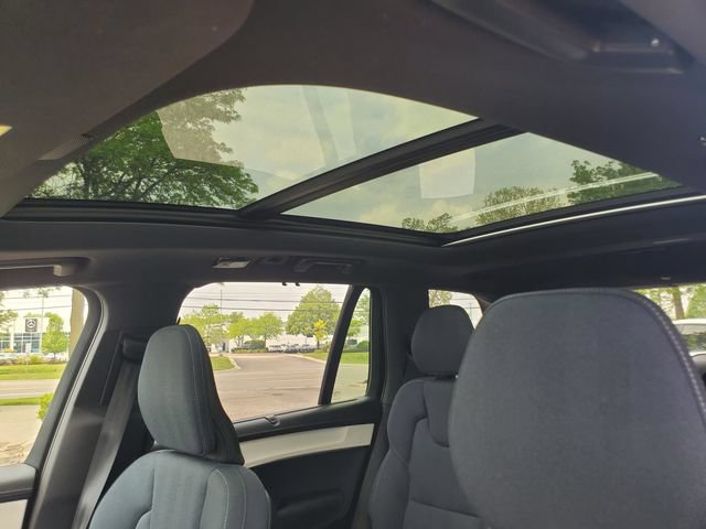 Certified 2025 Volvo XC90 B5 Ultra AWD/4WD image 14