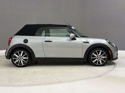 Used 2024 MINI Cooper S FWD image 8