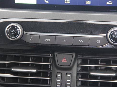 Certified 2025 Ford Escape Active image 44