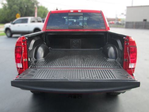 Used 2018 RAM 1500 Big Horn AWD/4WD image 9