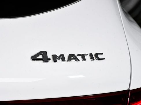 Used 2021 Mercedes-Benz GLC 300 4MATIC image 82