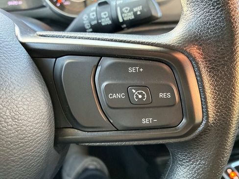 Used 2022 Jeep Wrangler Unlimited Sport AWD/4WD image 23