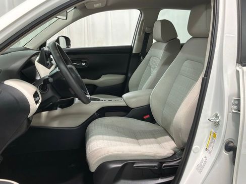 Used 2023 Honda HR-V LX image 19