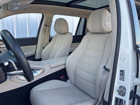 Used 2021 Mercedes-Benz GLS 580 4MATIC image 49