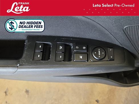 Used 2018 Hyundai Elantra Value Edition FWD image 28