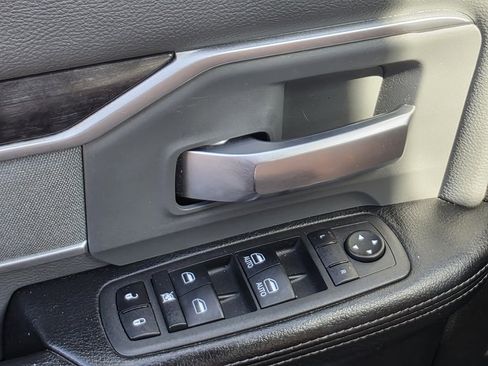 Used 2021 RAM 2500 Big Horn image 22