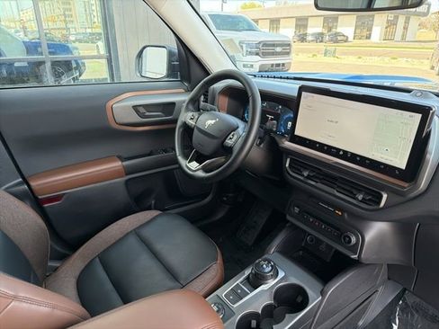 Used 2025 Ford Bronco Sport Outer Banks w/ Outer Banks Tech Package+ image 12