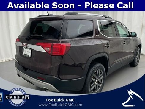 Used 2018 GMC Acadia SLT image 3