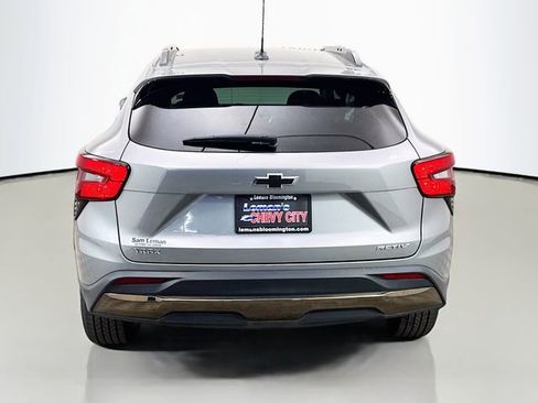 Used 2024 Chevrolet Trax ACTIV w/ Driver Confidence Package FWD image 9