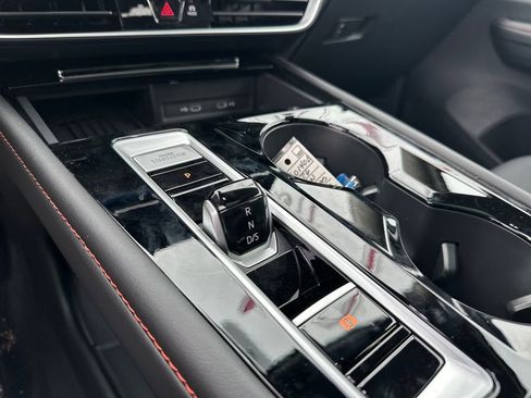 New 2026 Volkswagen Atlas Peak Edition AWD/4WD image 22