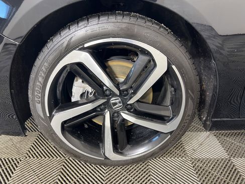 Used 2019 Honda Accord Sport image 15