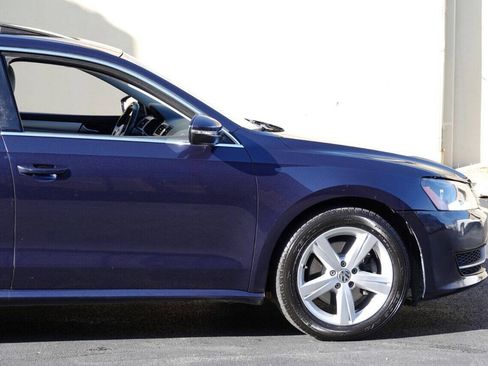 Used 2012 Volkswagen Passat 2.5 SE FWD image 24