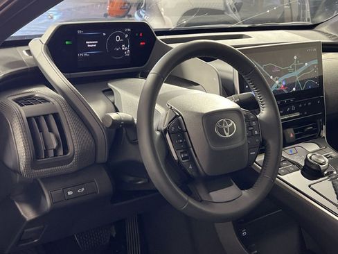 Used 2024 Toyota bZ4X XLE image 16