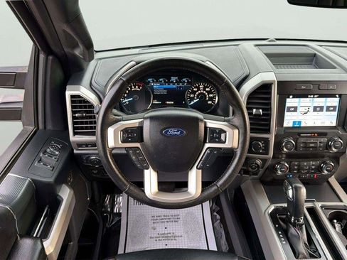 Used 2019 Ford F150 Lariat image 22