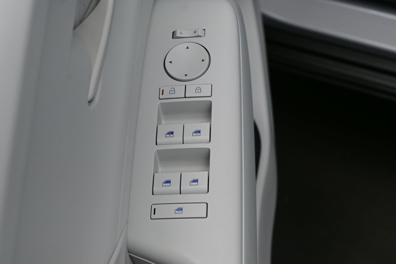 Certified 2026 Hyundai Kona SEL Sport FWD image 10