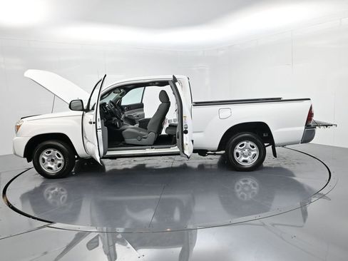 Used 2012 Toyota Tacoma 2WD Access Cab image 53