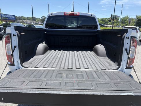 Used 2022 GMC Canyon Elevation w/ Trailering Package RWD image 19