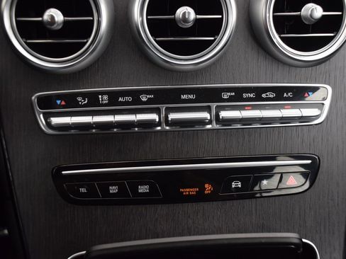 Certified 2022 Mercedes-Benz GLC 300 image 26