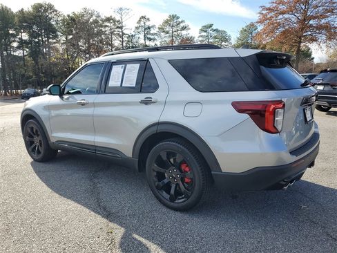 Used 2022 Ford Explorer ST w/ Equipment Group 401A image 7