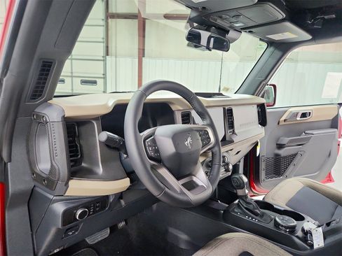 New 2025 Ford Bronco Big Bend image 18