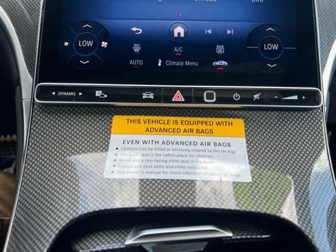 Used 2026 Mercedes-Benz GLC 300 4MATIC image 29