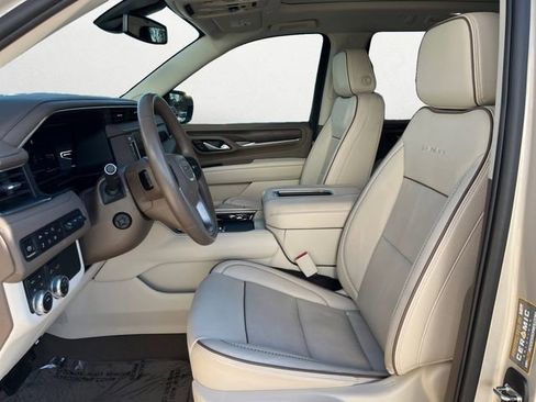 Used 2022 GMC Yukon Denali image 10