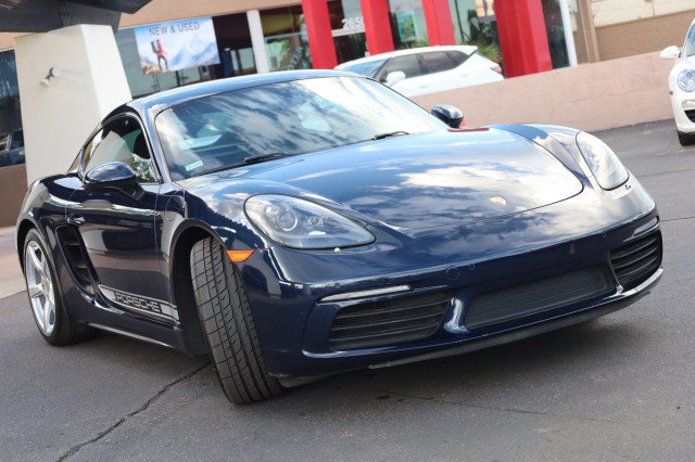 Used 2018 Porsche 718 Cayman w/ Sport Chrono Package RWD image 2