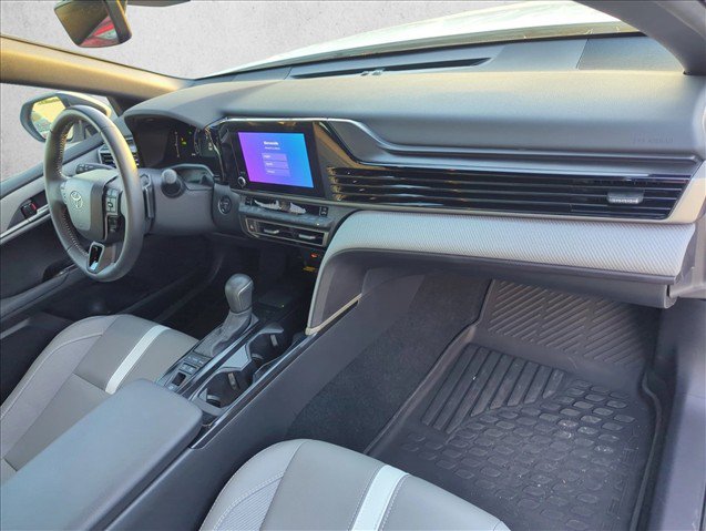 Used 2025 Toyota Camry SE w/ Convenience Package FWD image 24