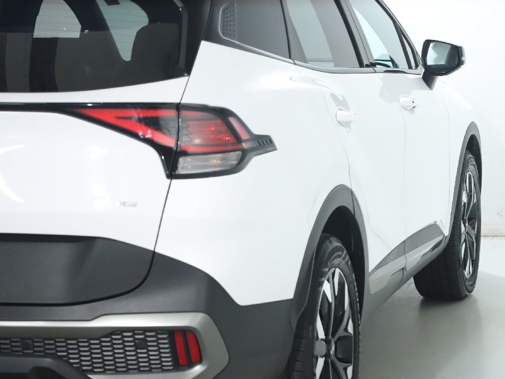 Used 2024 Kia Sportage X-Line w/ X-Line Premium Package AWD/4WD image 46