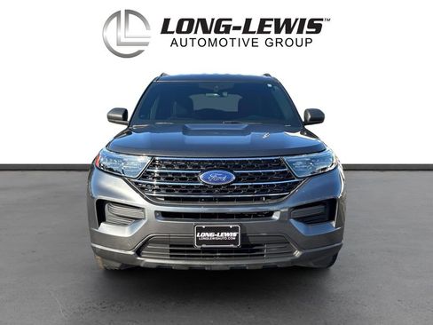 Used 2020 Ford Explorer XLT image 11
