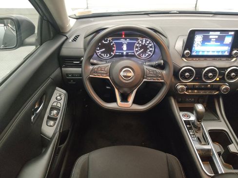 Used 2024 Nissan Sentra SV FWD image 22