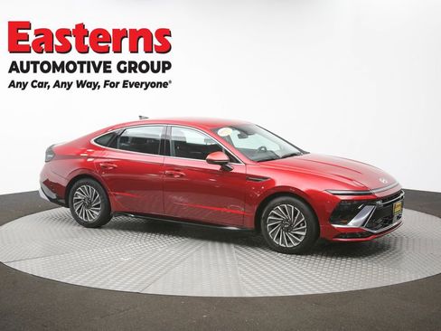 Used 2025 Hyundai Sonata SEL FWD image 47