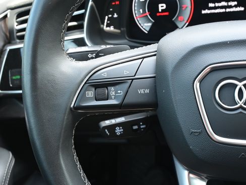 Used 2023 Audi Q8 Prestige AWD/4WD image 18