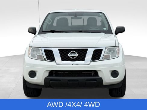 Used 2018 Nissan Frontier SV AWD/4WD image 11