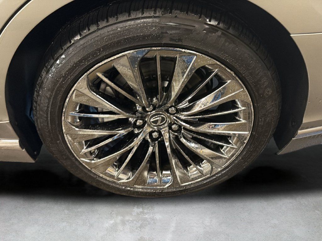 Used 2019 Lexus LS 500 AWD w/ Interior Upgrade Package image 41