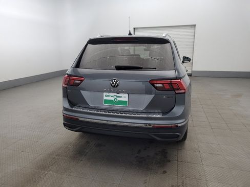 Used 2022 Volkswagen Tiguan SE image 7