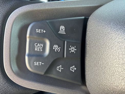 Used 2024 Ford Bronco Badlands image 29