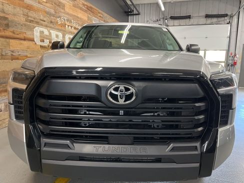 Used 2023 Toyota Tundra SR AWD/4WD image 19