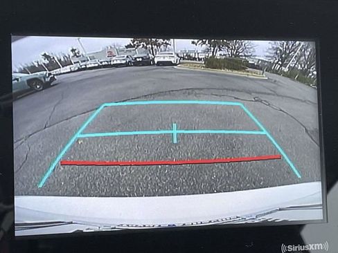 Used 2022 Toyota Camry LE image 29