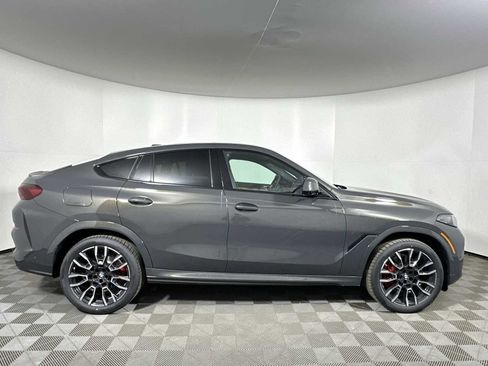 New 2026 BMW X6 xDrive40i w/ Executive Package image 8