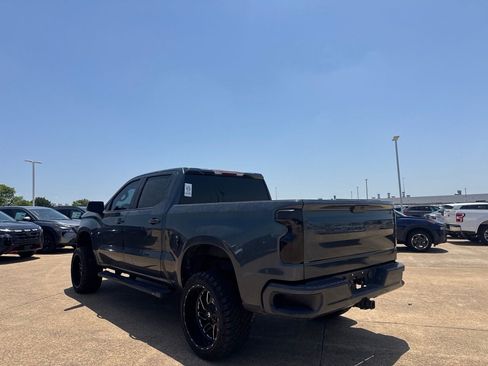 Used 2020 Chevrolet Silverado 1500 Custom w/ Custom Value Package RWD image 15