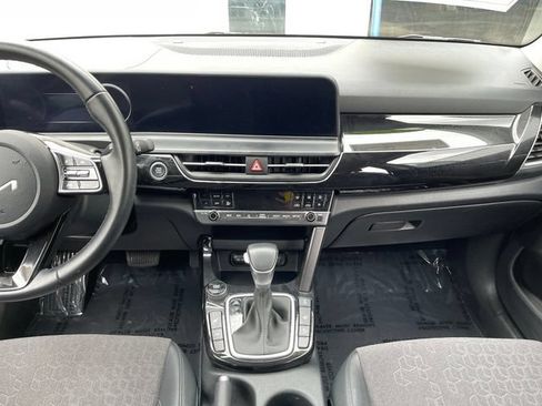 Used 2024 Kia Seltos S AWD/4WD image 15