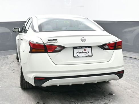 Used 2021 Nissan Altima 2.5 S image 5
