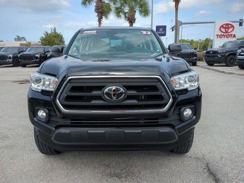 Used 2023 Toyota Tacoma SR5 RWD image 2