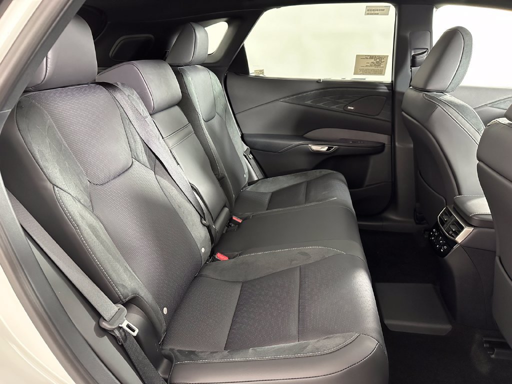 New 2026 Lexus RX 450h AWD image 18